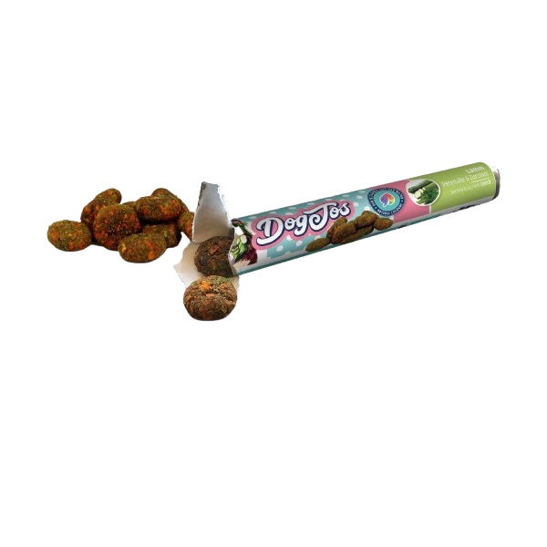 BLUE TREE Dogtos lamb natūralus skanėstas šunims su ėriena 25g